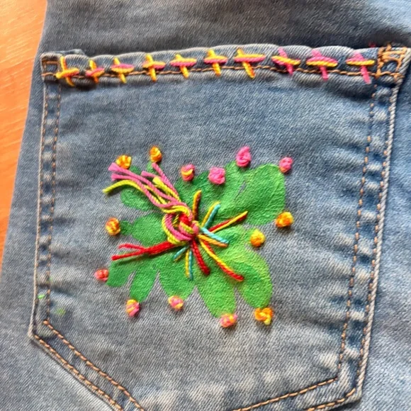 denim shorts size 7 upscale by artist, Jeanne Prom, one of a kind design designs - Picture 6 of 9